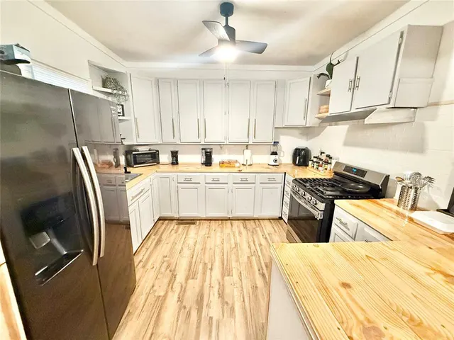 Photo 8 — 717 E Walnut Street, Altus, OK 73521