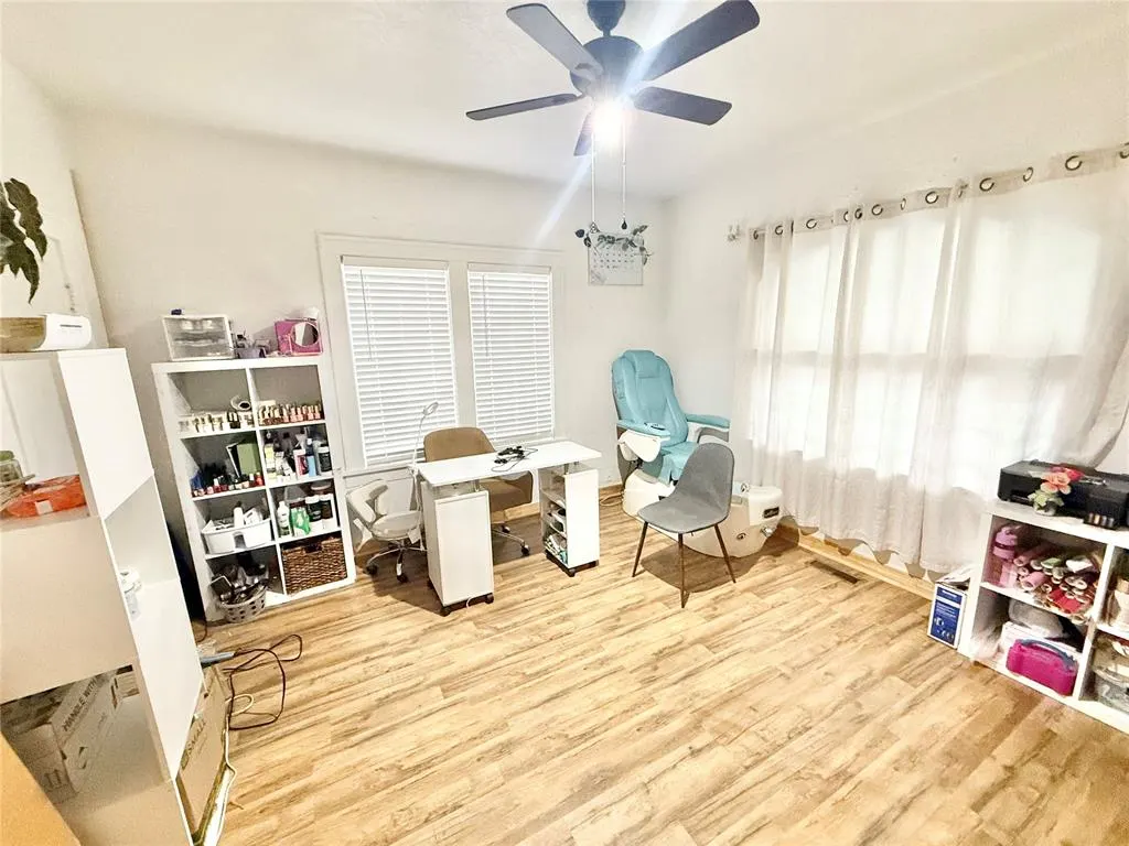 Photo 11 — 717 E Walnut Street, Altus, OK 73521
