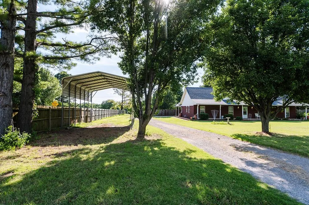 Photo 42 — 19586 N County Road 3240, Pauls Valley, OK 73075