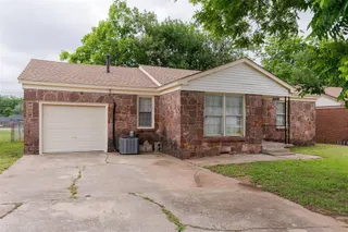 Sold home at 2400 Mccracken Drive