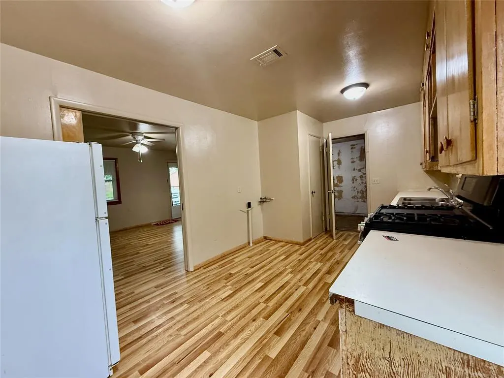 Photo 4 — 308 S Magnolia Avenue, Erick, OK 73645