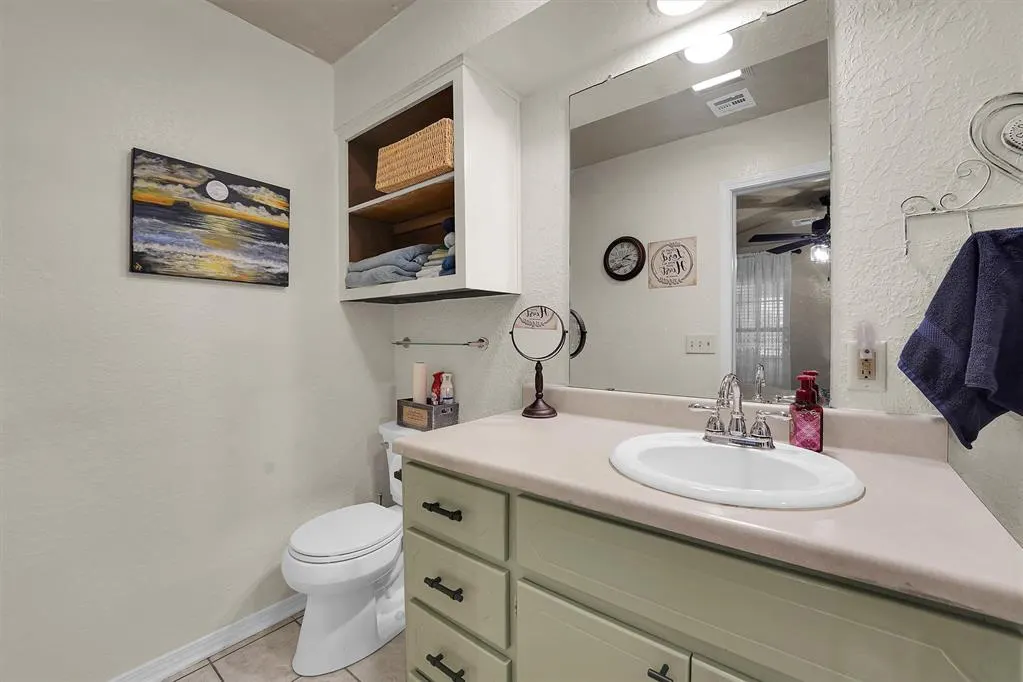 Photo 19 — 506 Russell Avenue, Cordell, OK 73632