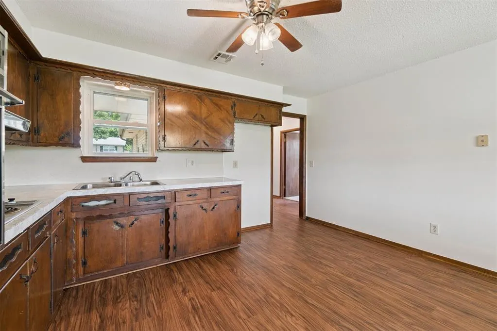 Photo 13 — 4720 Trapp Drive, Oklahoma City, OK 73115