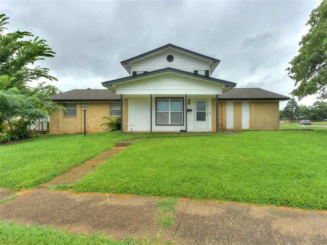 Front exterior — 4113 Clendon Way, Del City, OK 73115