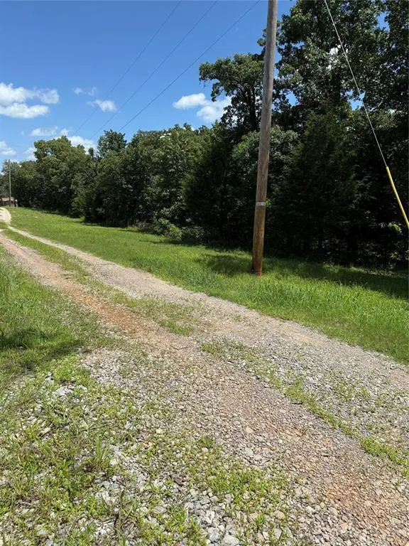 Photo 6 — 17585 E Cedar Lane Road, Norman, OK 73026
