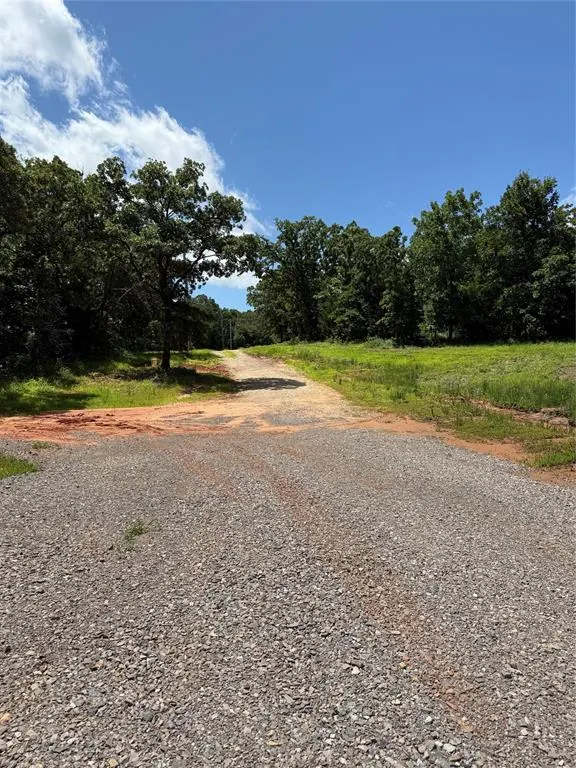Photo 13 — 17585 E Cedar Lane Road, Norman, OK 73026