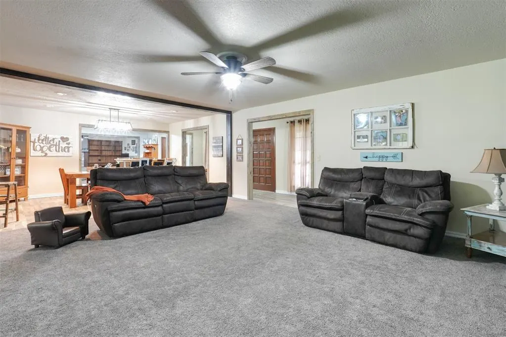 Photo 5 — 17 Granada Drive, Shawnee, OK 74804