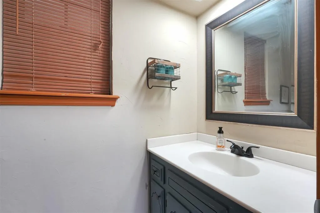 Photo 18 — 17 Granada Drive, Shawnee, OK 74804