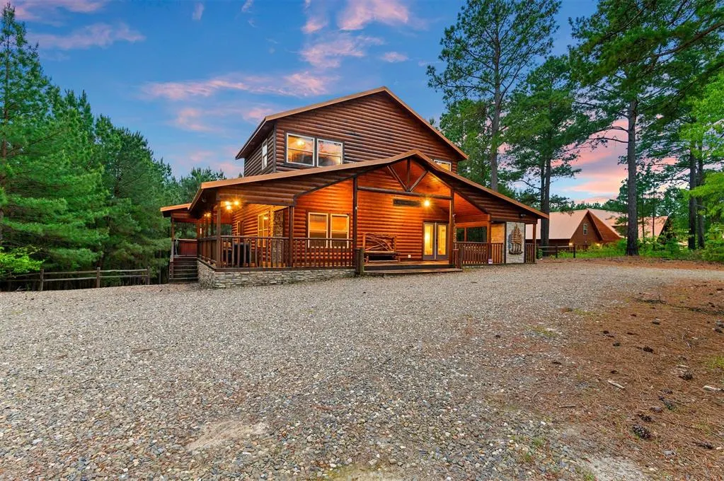 Photo 6 — 232 Orange Grove Road, Broken Bow, OK 74728
