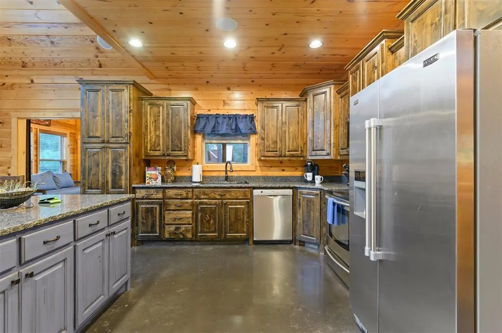 Photo 11 — 232 Orange Grove Road, Broken Bow, OK 74728