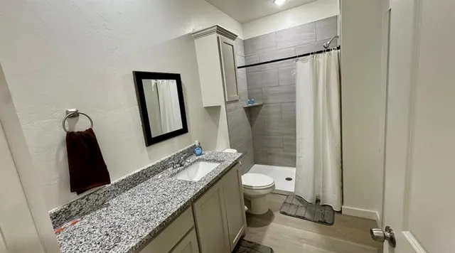 Photo 4 — 1326 SW New York Avenue, Lawton, OK 73501