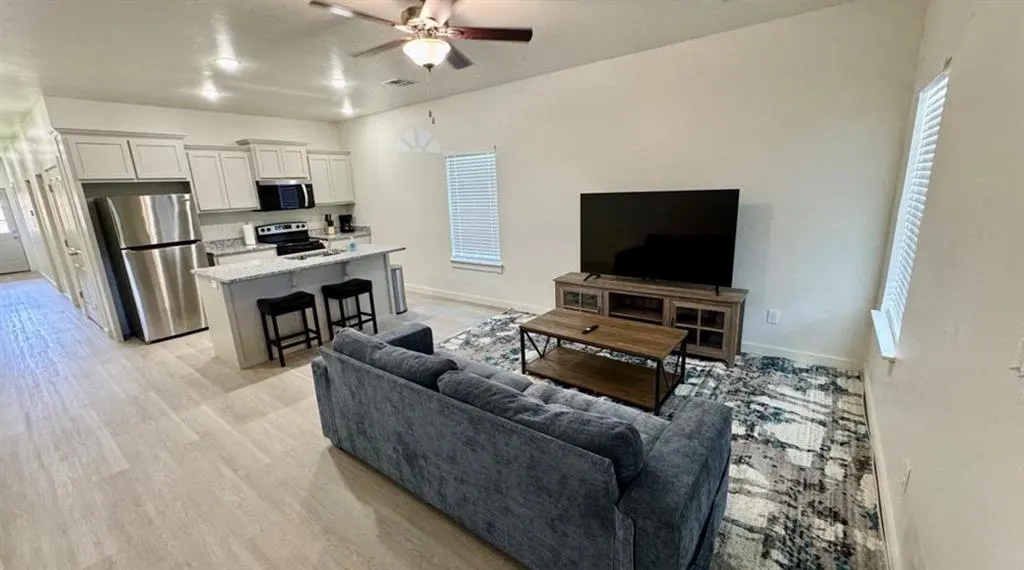 Photo 3 — 1326 SW New York Avenue, Lawton, OK 73501