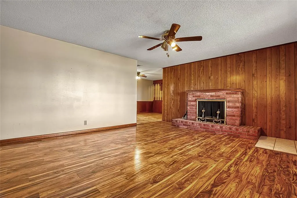 Photo 4 — 2724 S Chapman Road, Clinton, OK 73601