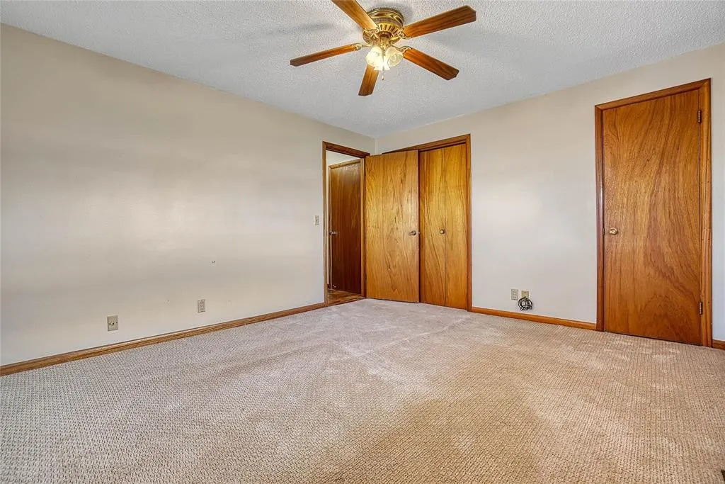 Photo 16 — 2724 S Chapman Road, Clinton, OK 73601
