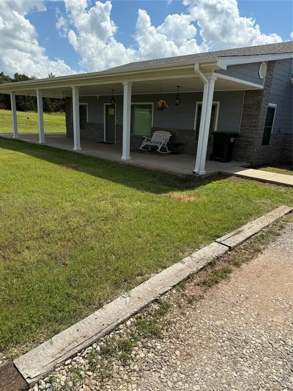 Photo 3 — 105967 S Rolling Hills Drive, Meeker, OK 74855