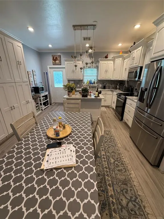 Photo 11 — 105967 S Rolling Hills Drive, Meeker, OK 74855