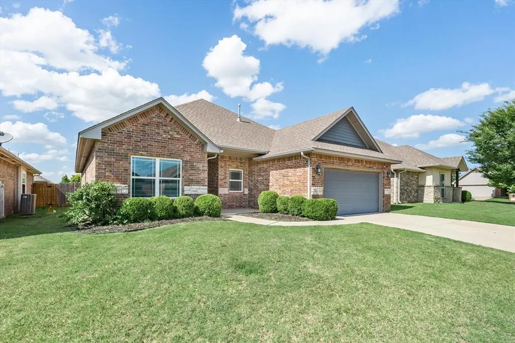 Photo 5 — 8309 NW 139th Terrace, Oklahoma City, OK 73142
