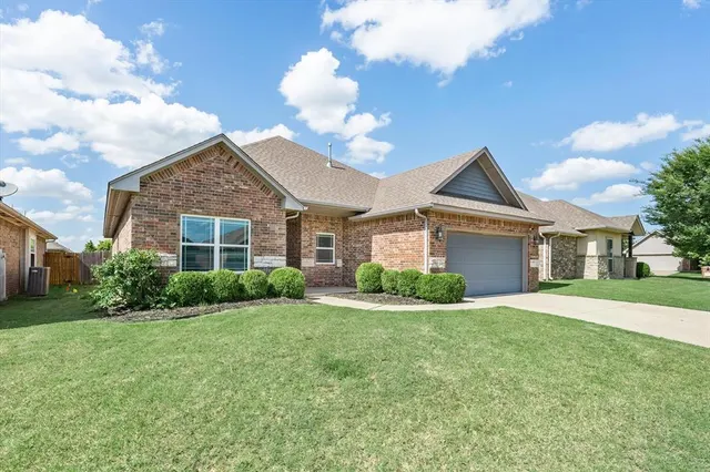 Photo 5 — 8309 NW 139th Terrace, Oklahoma City, OK 73142