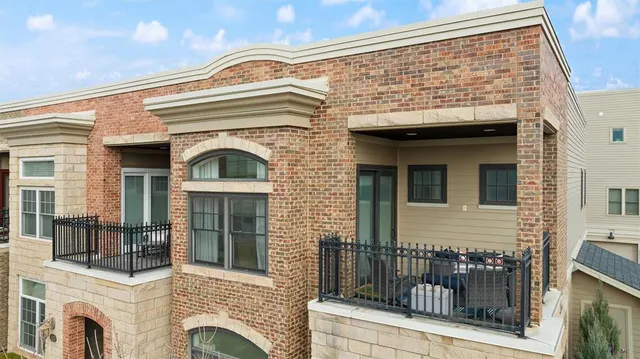 Photo 5 — 423 NE 1st Street, Oklahoma City, OK 73104