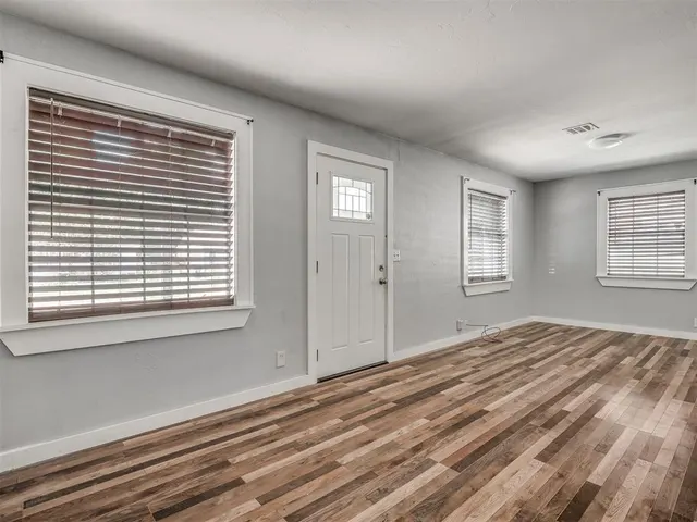 Photo 3 — 3220 SW 48th Street, Oklahoma City, OK 73119