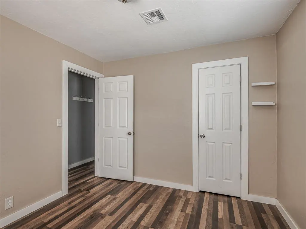 Photo 15 — 3220 SW 48th Street, Oklahoma City, OK 73119