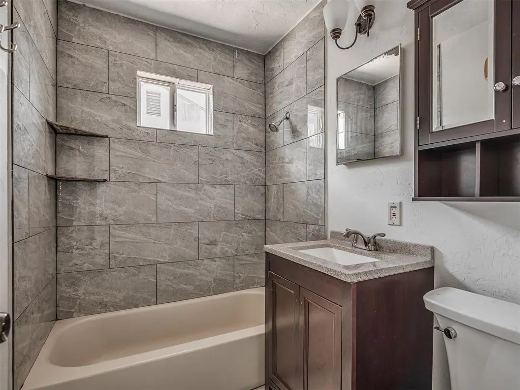 Photo 16 — 3220 SW 48th Street, Oklahoma City, OK 73119