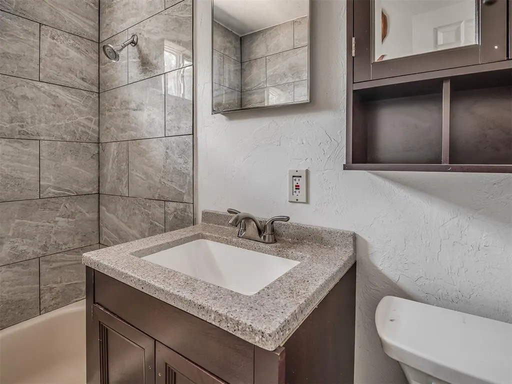 Photo 17 — 3220 SW 48th Street, Oklahoma City, OK 73119