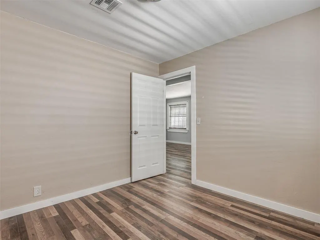 Photo 24 — 3220 SW 48th Street, Oklahoma City, OK 73119