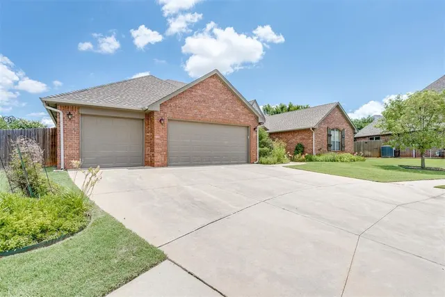 Front exterior — 3000 Hampshire Lane, Oklahoma City, OK 73179