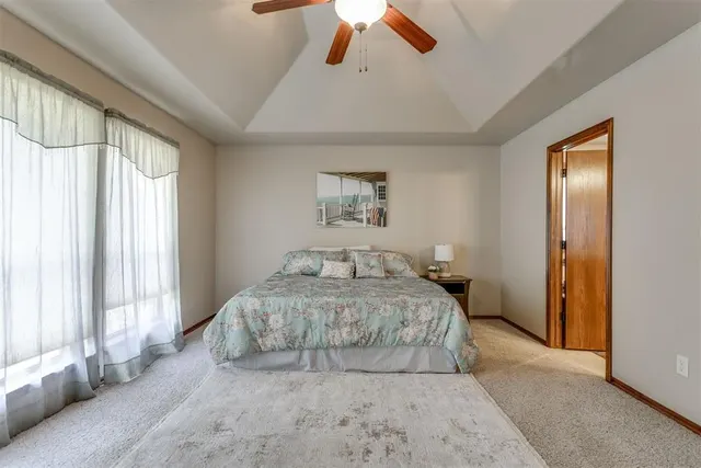 Photo 4 — 3000 Hampshire Lane, Oklahoma City, OK 73179