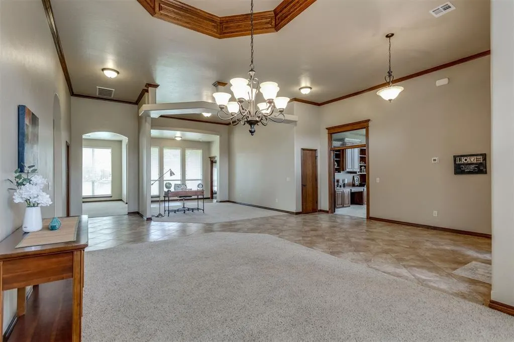 Photo 11 — 3000 Hampshire Lane, Oklahoma City, OK 73179