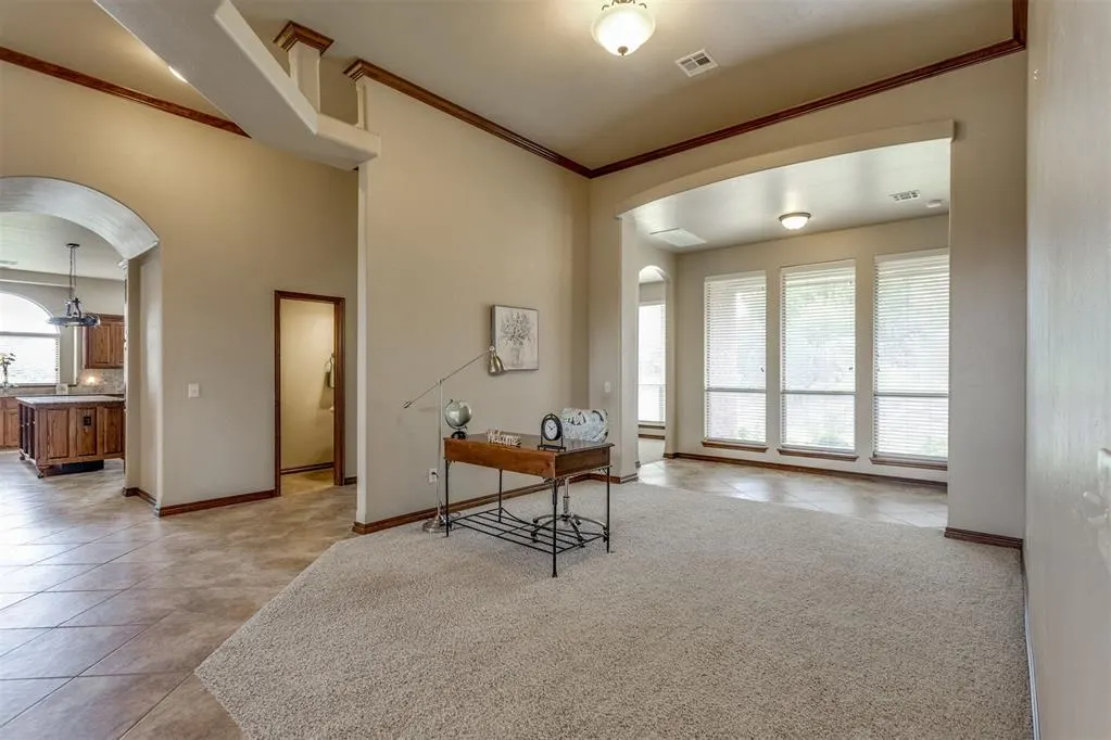 Photo 12 — 3000 Hampshire Lane, Oklahoma City, OK 73179