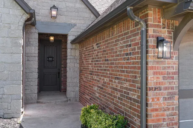 Photo 2 — 5024 SW 130th Street, Oklahoma City, OK 73173