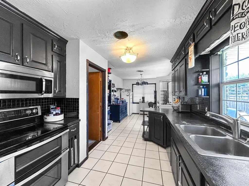 Photo 14 — 521 E Broadway Street, Lexington, OK 73051