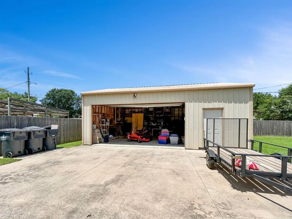Photo 40 — 521 E Broadway Street, Lexington, OK 73051
