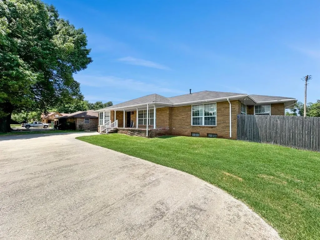Photo 47 — 521 E Broadway Street, Lexington, OK 73051