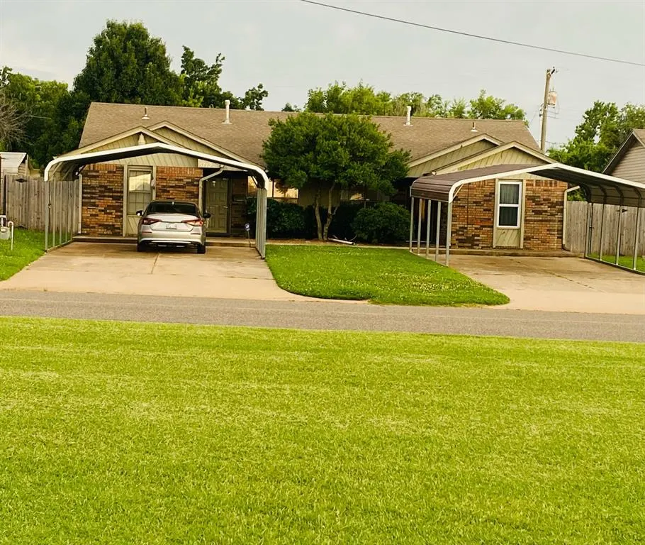 Front exterior — 5712 NW 42nd Terrace, Warr Acres, OK 73122