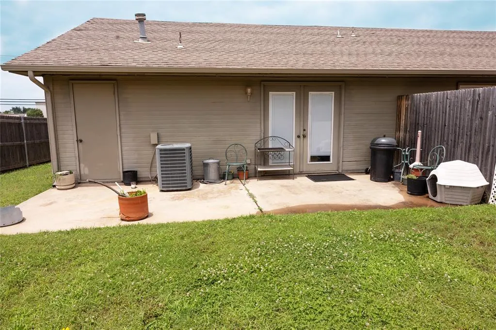 Photo 15 — 5712 NW 42nd Terrace, Warr Acres, OK 73122