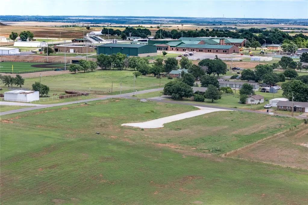 Photo 7 — 700 N 12th Street Lot5, Thomas, OK 73669