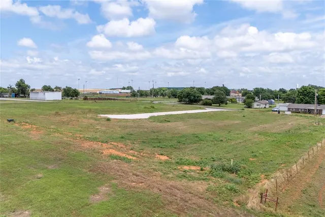 Photo 8 — 700 N 12th Street Lot4, Thomas, OK 73669