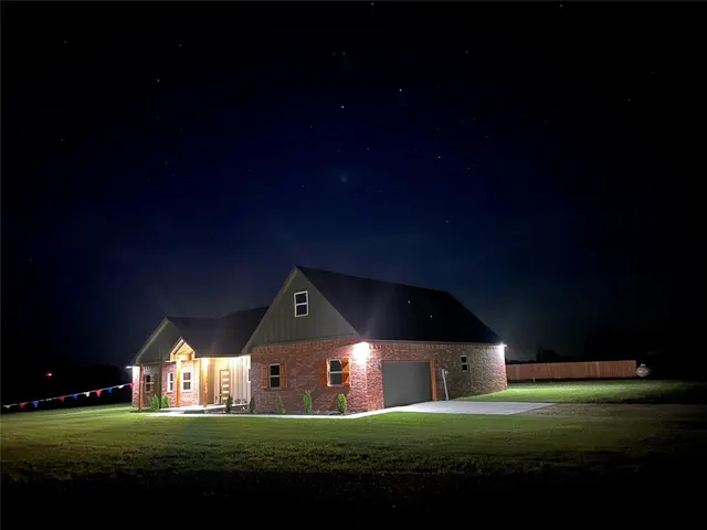 Photo 4 — 7990 N Sanderson Terrace, Crescent, OK 73028