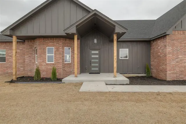 Photo 7 — 7990 N Sanderson Terrace, Crescent, OK 73028