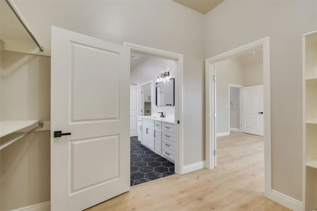 Photo 21 — 7990 N Sanderson Terrace, Crescent, OK 73028