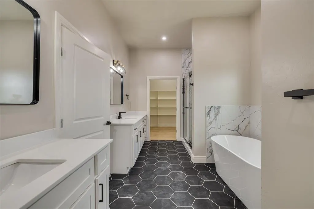 Photo 23 — 7990 N Sanderson Terrace, Crescent, OK 73028