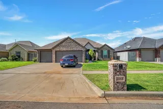 Sold home at 2613 Falling Leaves Drive