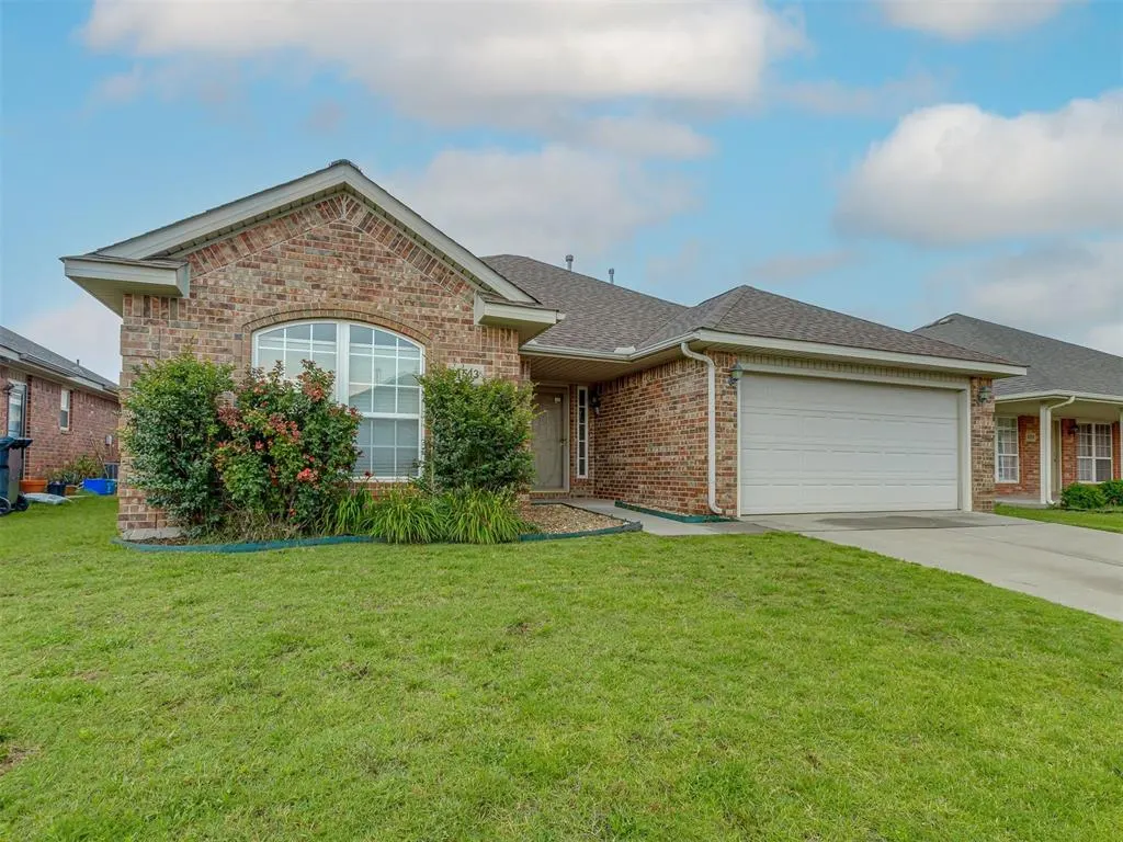 Photo 2 — 4513 SE 79th Terrace, Oklahoma City, OK 73135