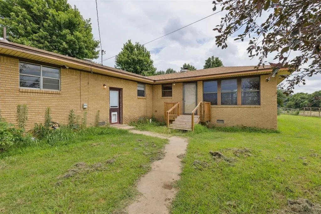 Photo 42 — 104951 S 3440 Road, Meeker, OK 74855