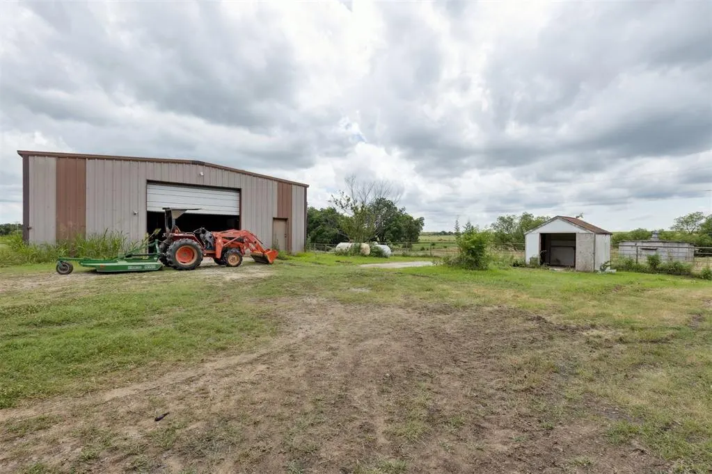 Photo 48 — 104951 S 3440 Road, Meeker, OK 74855