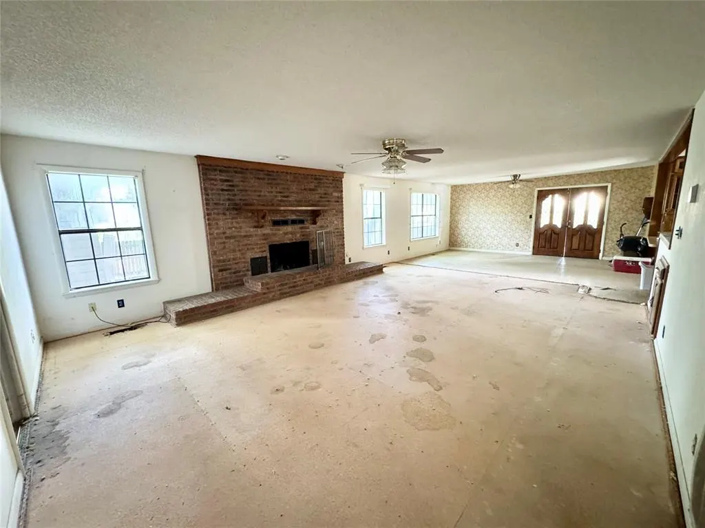Photo 9 — 53 Francis Street, Healdton, OK 73438
