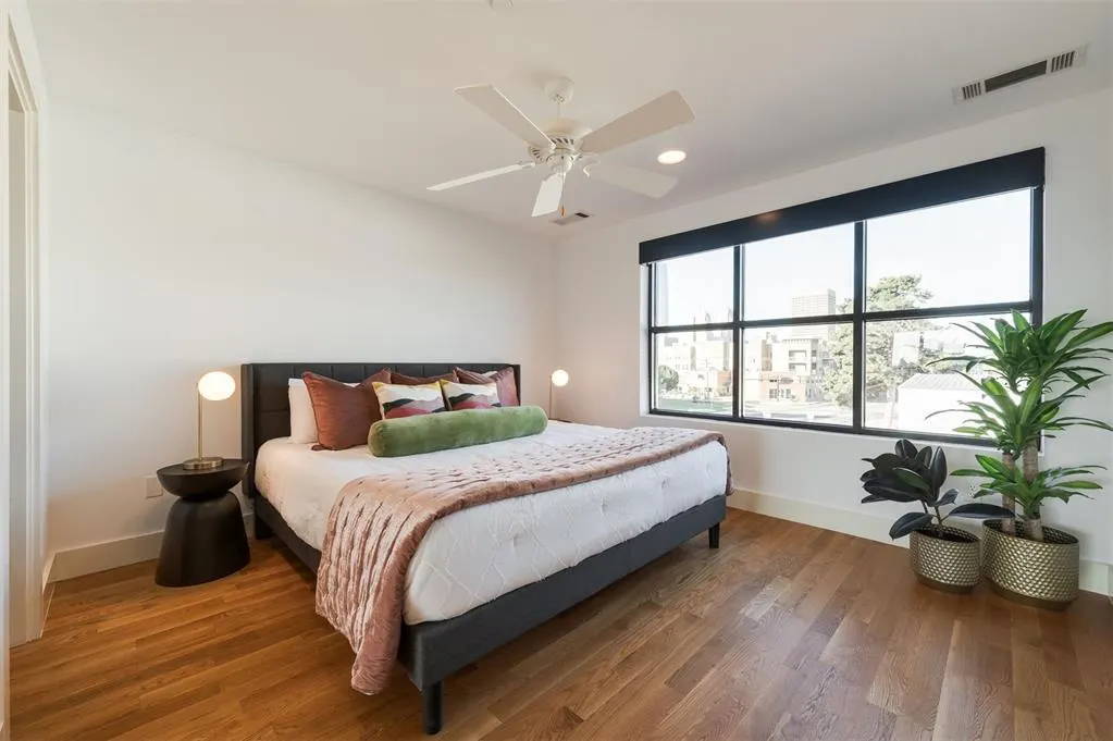 Photo 25 — 227 NE 4th Street, Oklahoma City, OK 73104